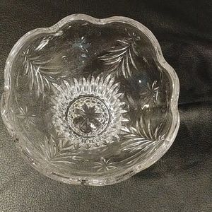 Miles Christmas night footed Bowl